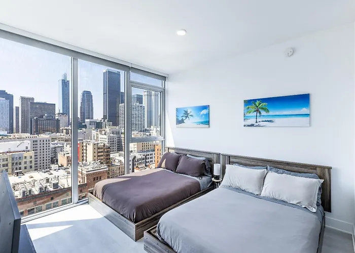 Top Floor High Rise 3 Bed Dtla Skyscraper Penthouse